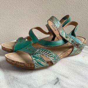 L'Artiste Spring Step Quilana Hand-Painted Leather Floral Turqoise Sandal 9.5 US
